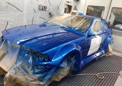 Peinture carrosserie bleu ford